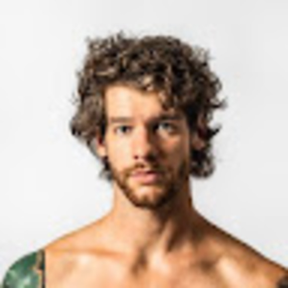 Meet your Posher, Christopher - Picture 1 of 1